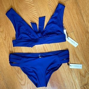 Vitamin A NWT Swimsuit bikini set
